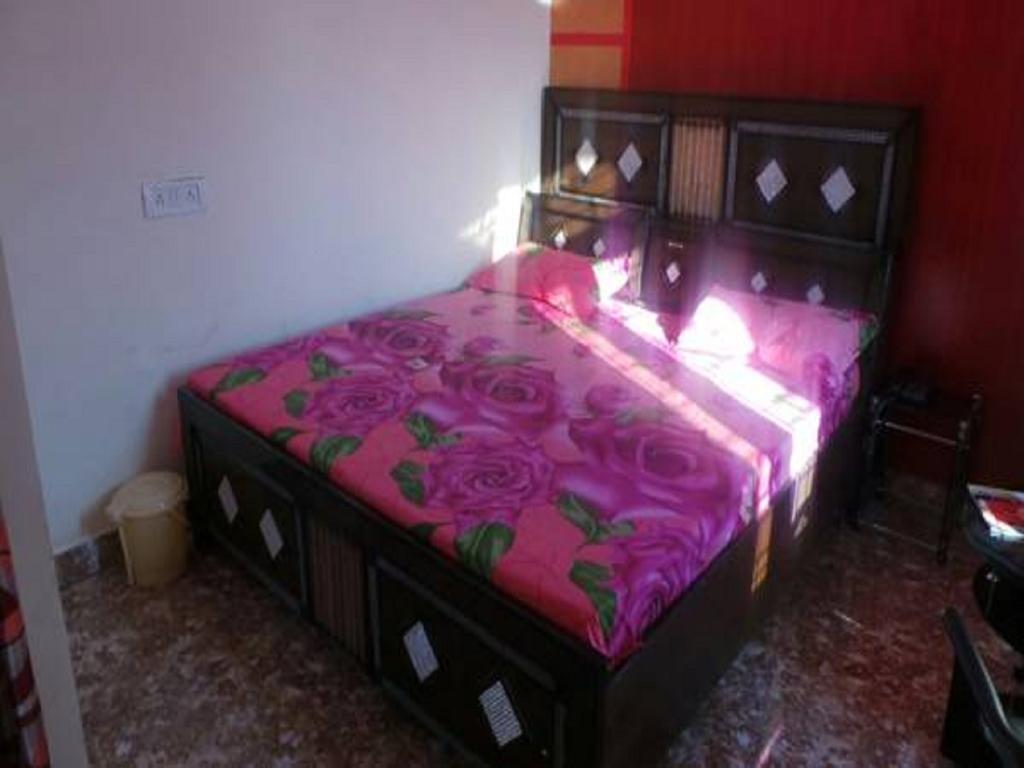Hotel Jan Jan Tak 데라둔 객실 사진