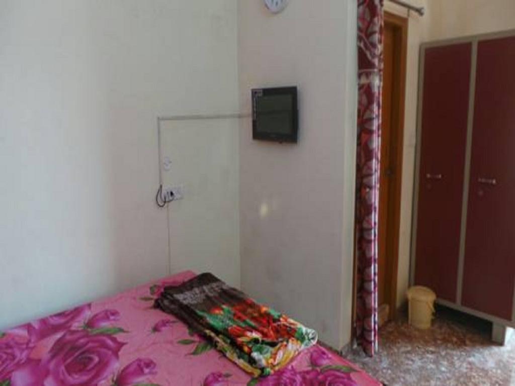Hotel Jan Jan Tak 데라둔 외부 사진